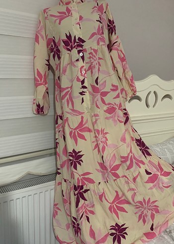 Pembe Çiçek Desenli Uzun Bohem Elbise - Görsel 3