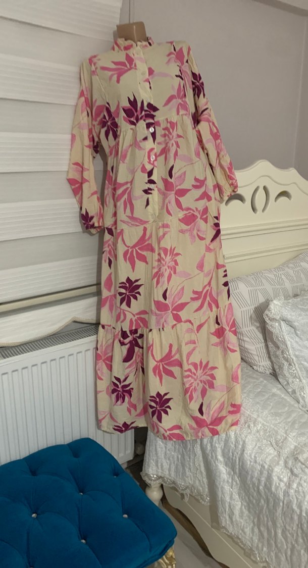 Pembe Çiçek Desenli Uzun Bohem Elbise - Görsel 5