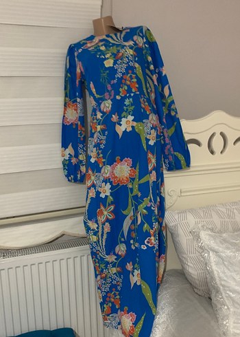 Mavi Çiçek Desenli Uzun Bohem Elbise - Görsel 2