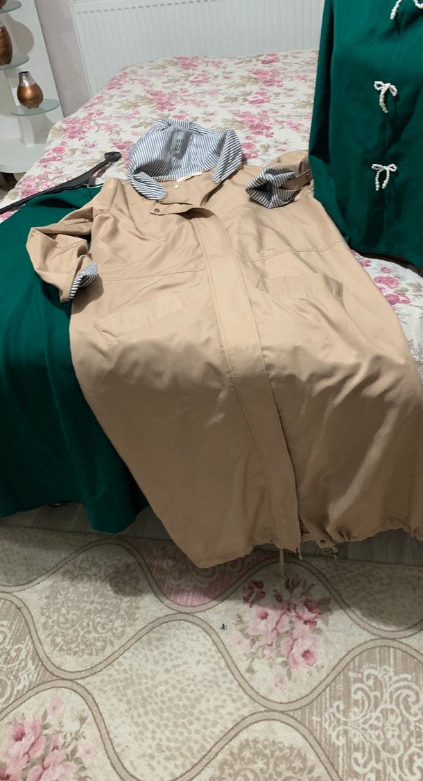 Bej Midi Kadın Yağmurluk, Düğmeli, Salaş Kesim - Görsel 4