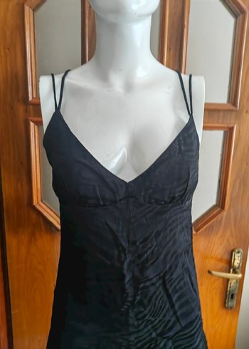 Siyah Mini Saten V Yaka Kadın Tulum - Görsel 2