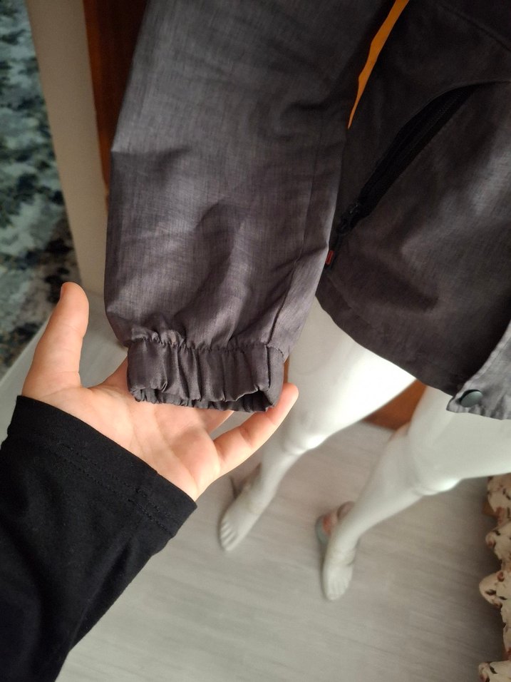 Gri Kapüşonlu Kadın Yağmurluk - Görsel 5