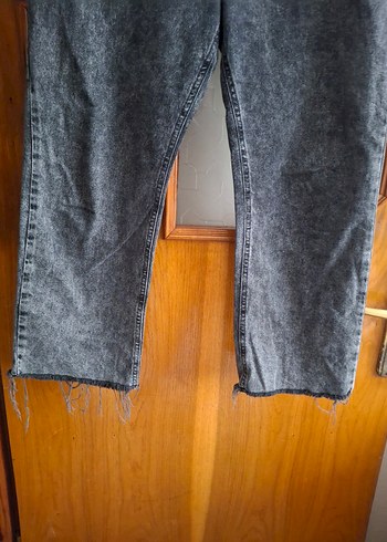 Gri Bol Kesim Kot Pantolon - Görsel 3