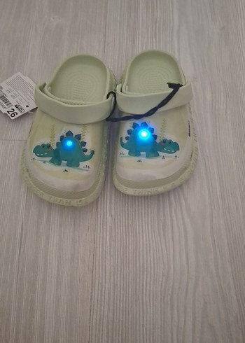 Diğer Yeşil Desenli Erkek Çocuk Terlik