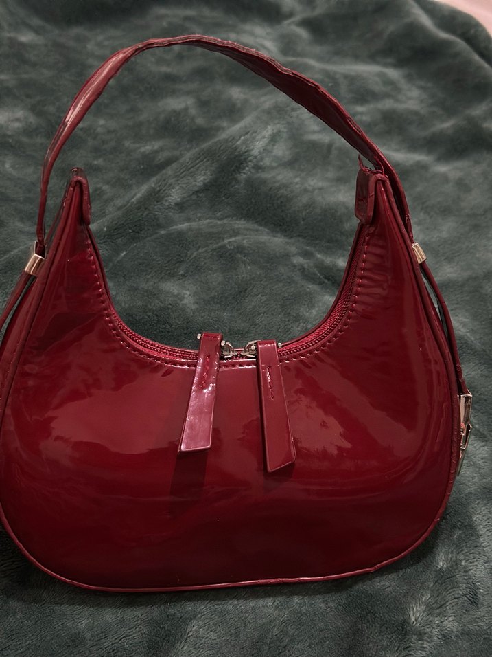Kırmızı Deri Tokalı Kadın Çanta - Görsel 5