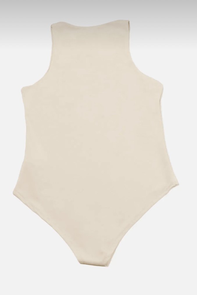 Bej Yüksek Kadın Atlet - Görsel 3