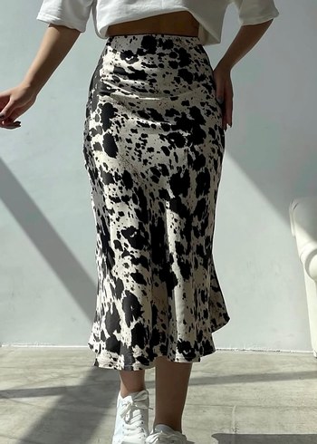 Midi boy Desenli Saten Etek - Görsel 2