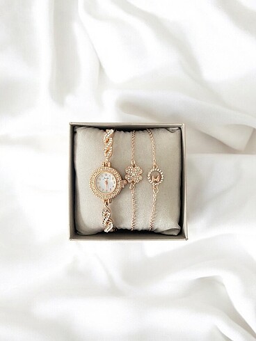 3?lü Rose Set