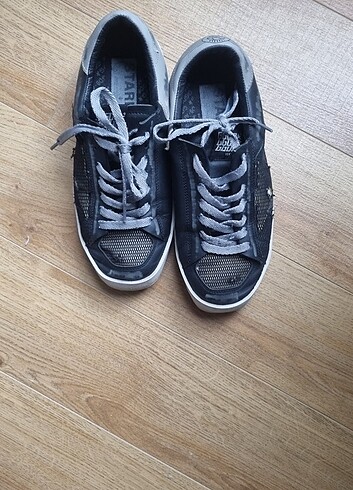 40 Beden gri Renk Golden goose siyah ayakkabı