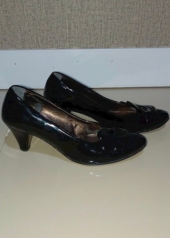 kadın Siyah Rugan Tokalı Babet - Görsel 3