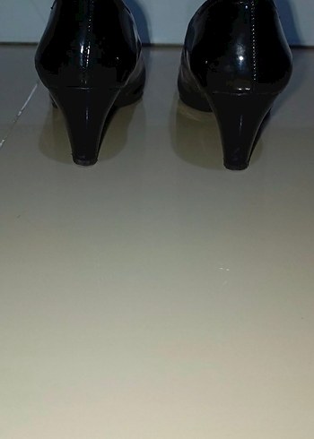 kadın Siyah Rugan Tokalı Babet - Görsel 2