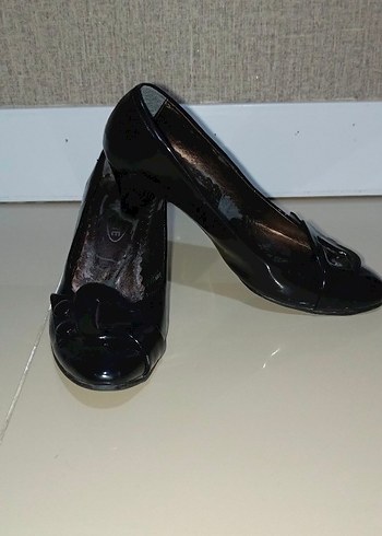 kadın Siyah Rugan Tokalı Babet - Görsel 4