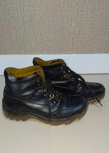 Siyah Bağcıklı Erkek Kauçuk Bot - Görsel 2