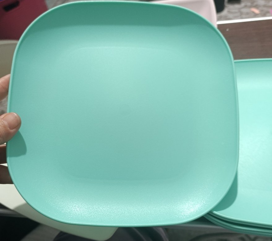 sert plastik piknik tabakları ve limon sıkacağı - Görsel 2