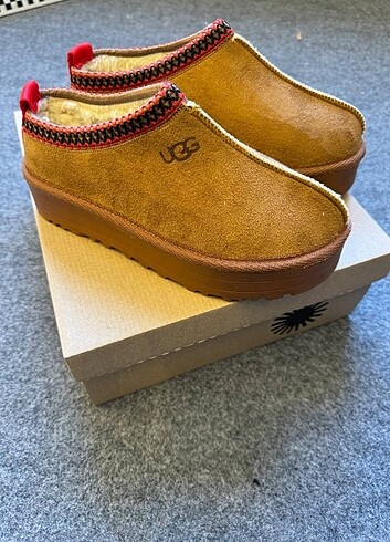 Ugg UGG TAZZ