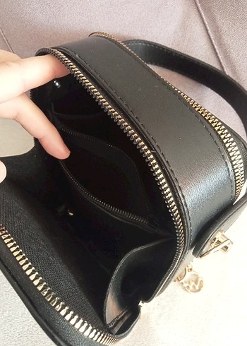 Siyah Deri Kadın El Çantası - Görsel 3