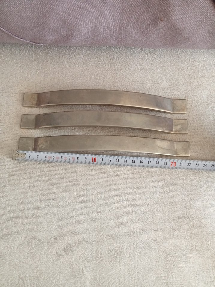 Bej Metal Tokalar - Minimalist Stil - Görsel 2