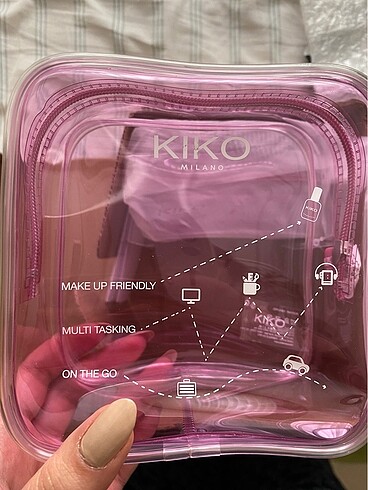 Kiko makyaj çantası ve ruj