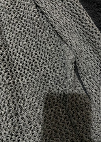 delikli gri kazak - Görsel 3