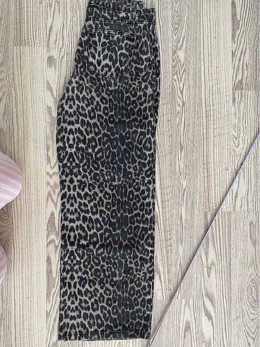 Leopar pantolon