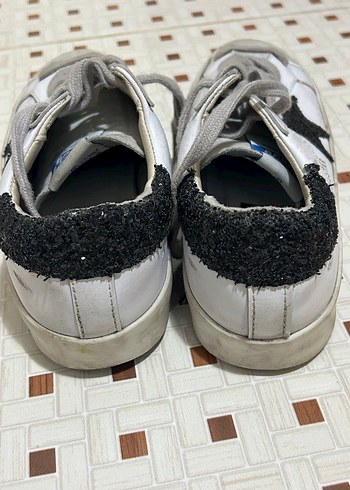 Siyah Detaylı Beyaz Sokak Stili Kadın Spor Ayakkabı - Görsel 5