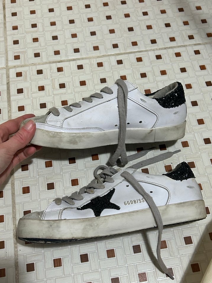 Siyah Detaylı Beyaz Sokak Stili Kadın Spor Ayakkabı - Görsel 4