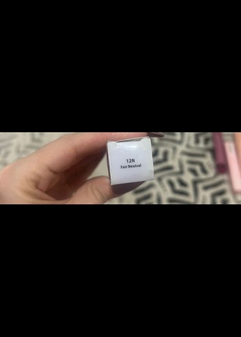 Tarte Shape Tape Kapatıcı - 16N Fair-Light Neutral - Görsel 3