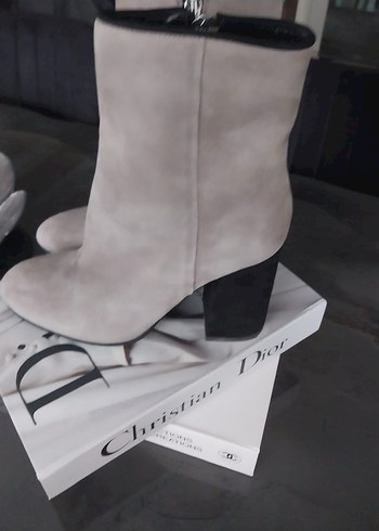 Bej Süet Kadın Bot, Tokalı, Kalın Topuklu - Görsel 2