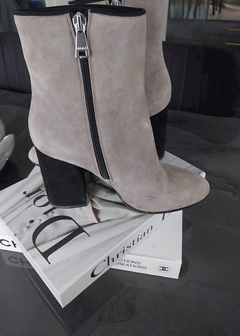 Bej Süet Kadın Bot, Tokalı, Kalın Topuklu - Görsel 5