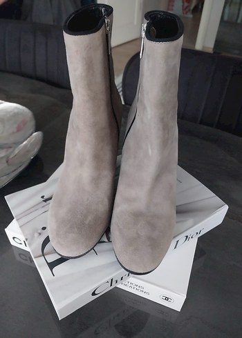 Bej Süet Kadın Bot, Tokalı, Kalın Topuklu - Görsel 3