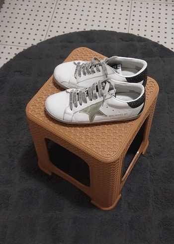 Gri Yılan Desenli Beyaz Kadın Spor Ayakkabı - Görsel 6