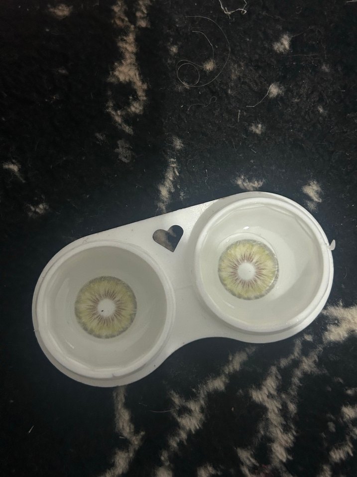 Euphoria Lens Şiir Kitabı - Görsel 3