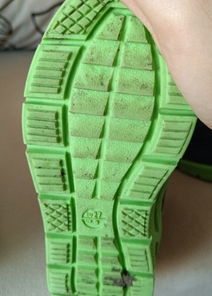 Erkek çocuk bot - Görsel 2