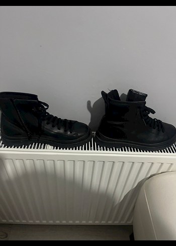 Siyah Deri Stiletto Topuklu Bot - Görsel 3