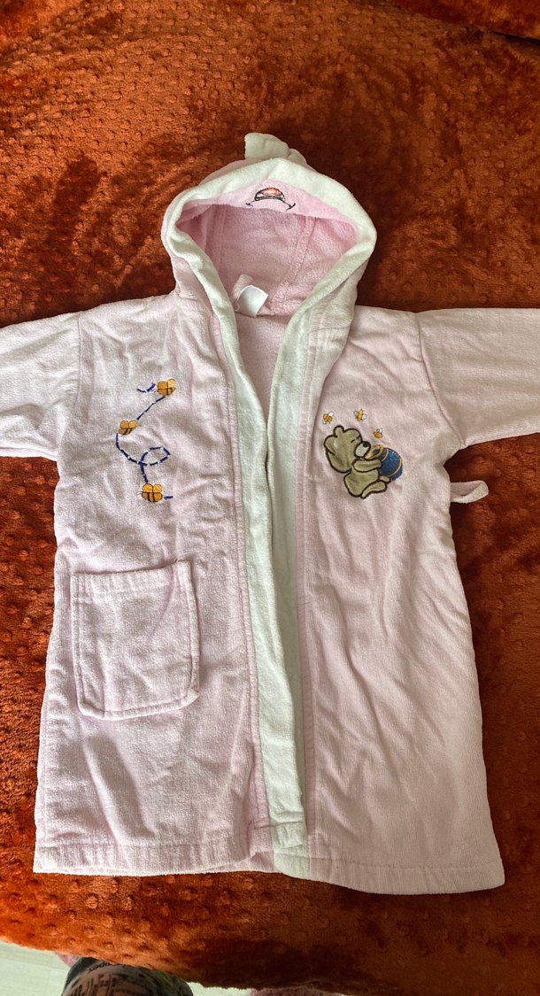 Kız Çocuk Nakışlı Pembe Kapüşonlu Bornoz - Görsel 5