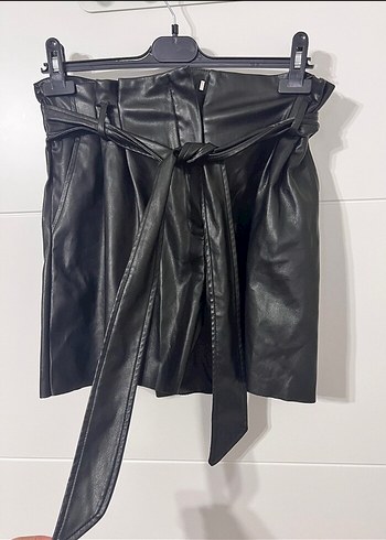 Kadın Deri yüksek bel şort - Görsel 2