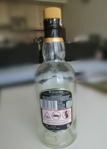  Beden beyaz Renk Chivas Regal Extra boş şişe