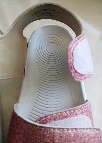 Pembe Parlak Cırt Cırtlı Kız Sandalet - Görsel 5