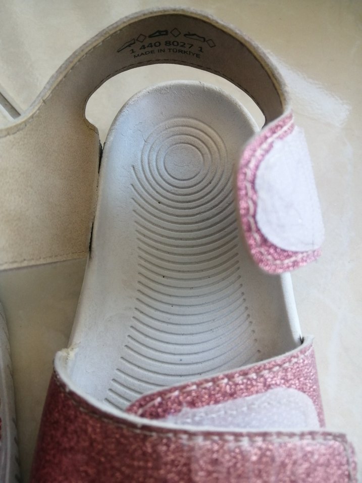 Pembe Parlak Cırt Cırtlı Kız Sandalet - Görsel 5