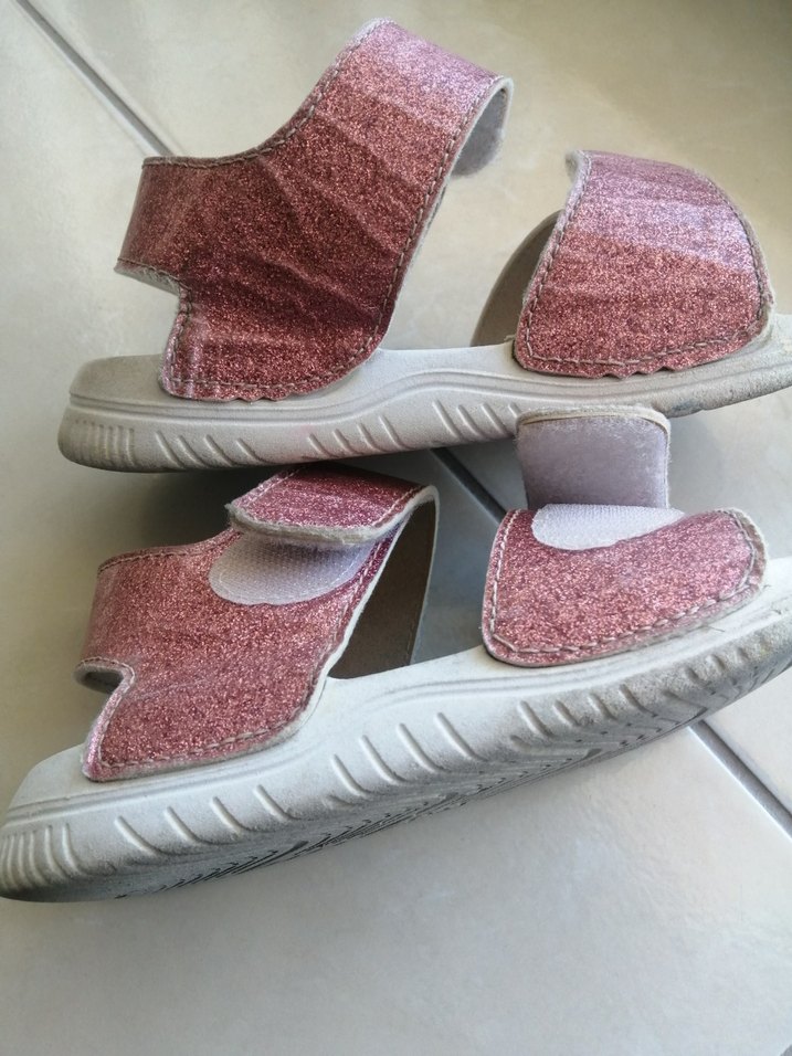 Pembe Parlak Cırt Cırtlı Kız Sandalet - Görsel 2