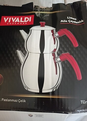 Diğer Vivaldi demlik orta boy büyüklük
