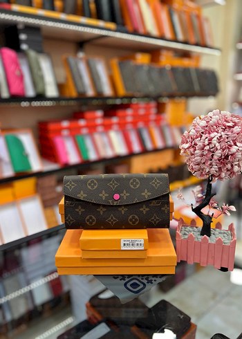 Louis Vuitton Monogramli Sik Cuzdan