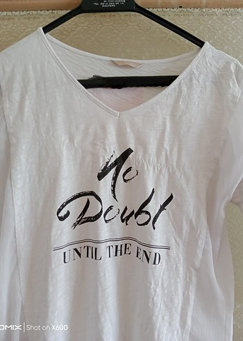 Defacto V Yaka Kısa Kollu Beyaz Kadın T-shirt