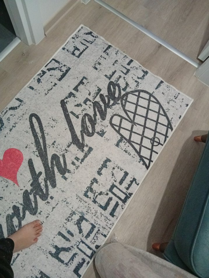 Gri Baskılı Counterculture Halı - Görsel 3