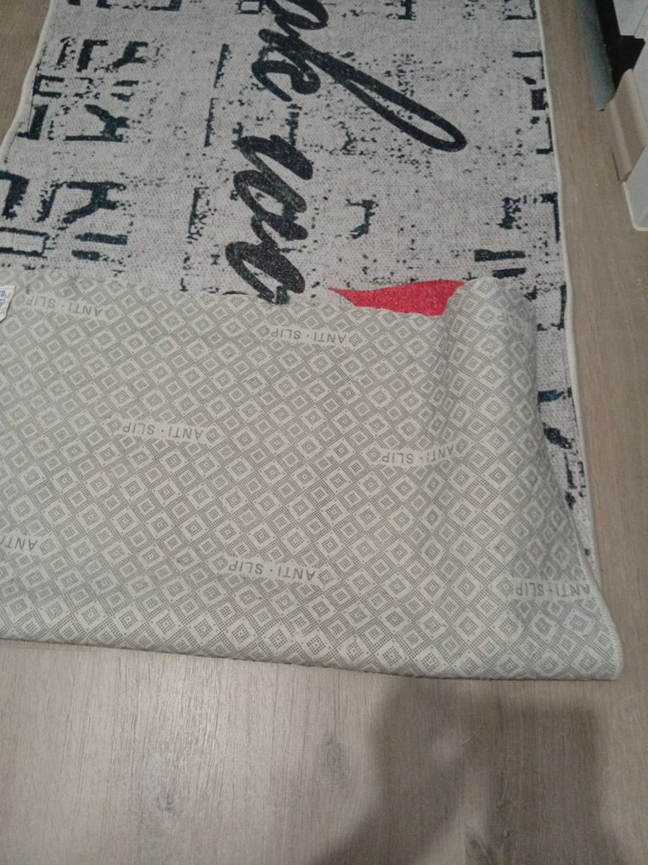 Gri Baskılı Counterculture Halı - Görsel 4