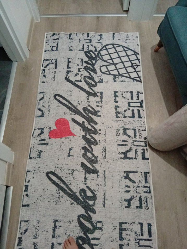 Gri Baskılı Counterculture Halı - Görsel 2