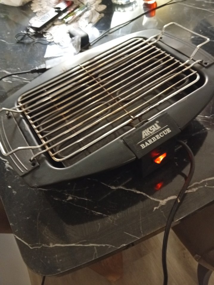 Siyah Elektrikli Barbekü Izgara AKSU - Görsel 3