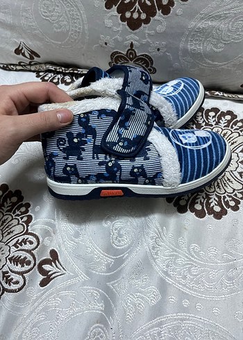 Erkek çocuk halı ayakkabısı pandufu - Görsel 6