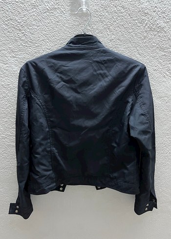 Siyah fermuarlı ceket - Görsel 6