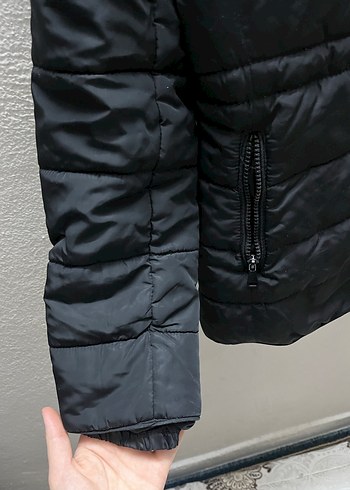 Siyah Fermuarlı Kadın Kışlık Şişme Mont - Görsel 2